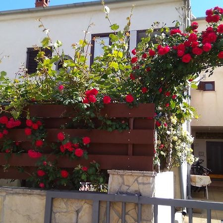 רוביני Apartments Alex מראה חיצוני תמונה