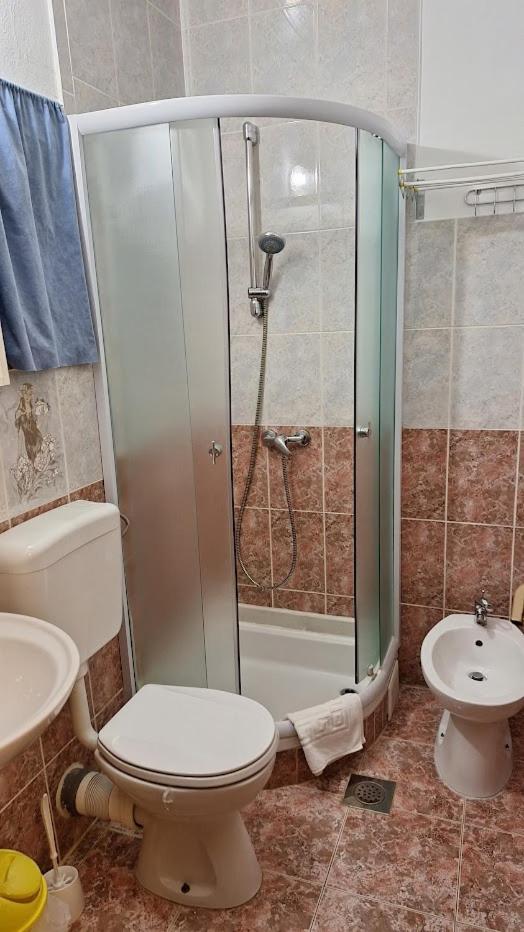 רוביני Apartments Alex חדר תמונה