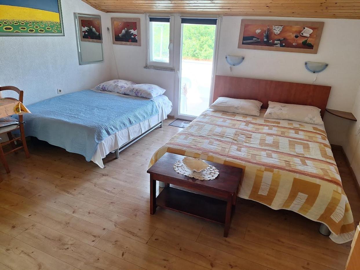 רוביני Apartments Alex חדר תמונה