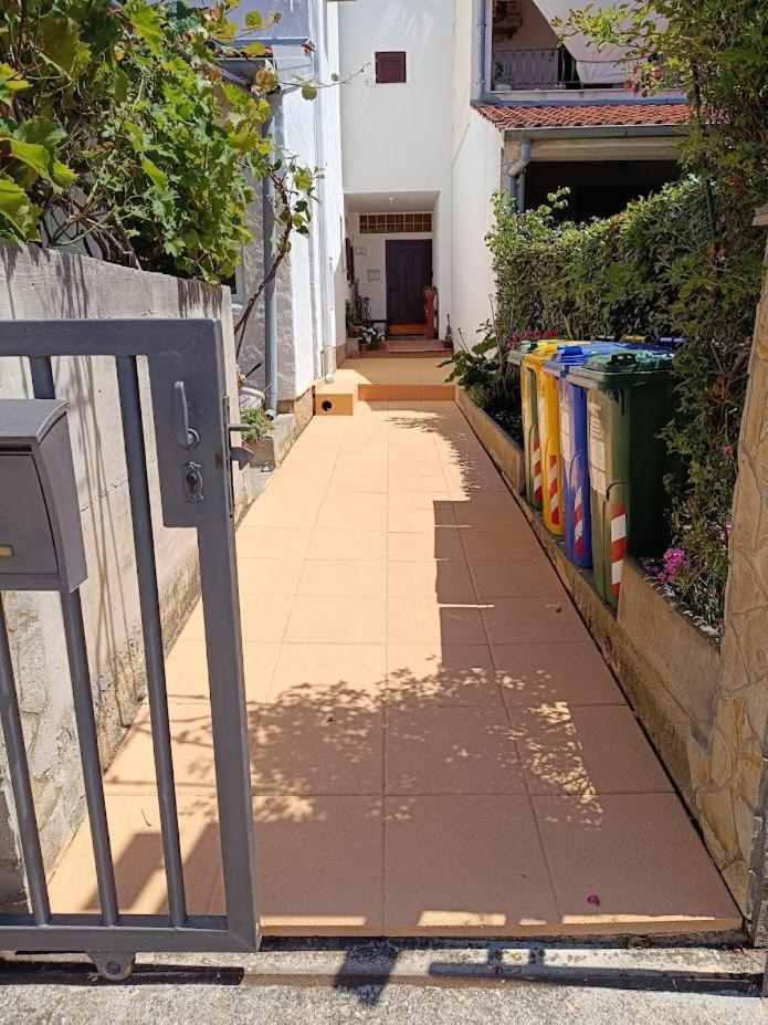 רוביני Apartments Alex מראה חיצוני תמונה